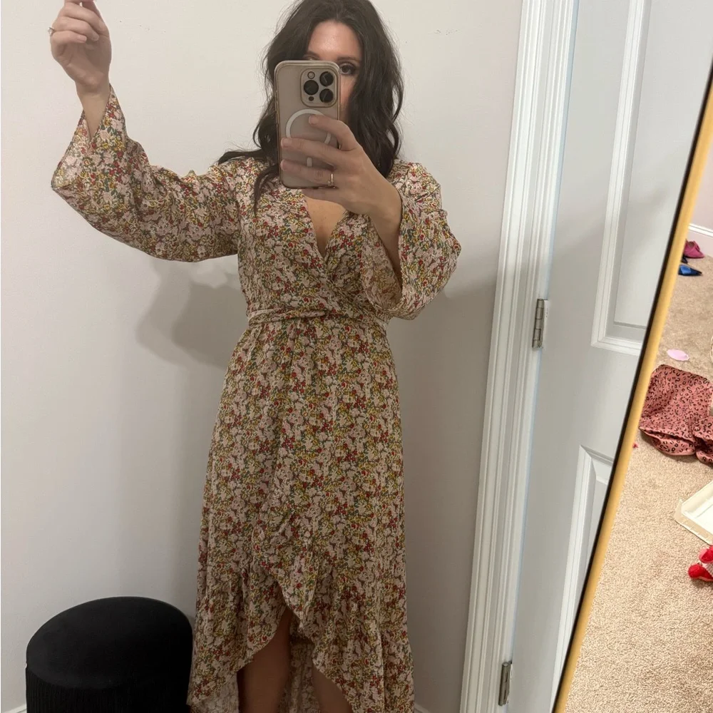 Floral Long Sleeve Dress - Picture 4 of 4